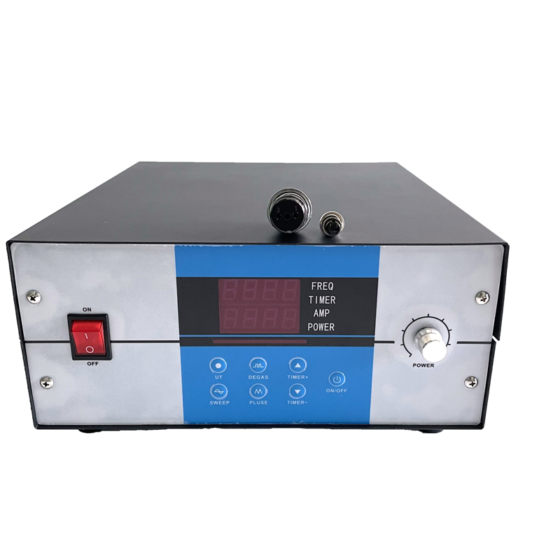 Pulse mode ultrasonic generator for industry cleaning